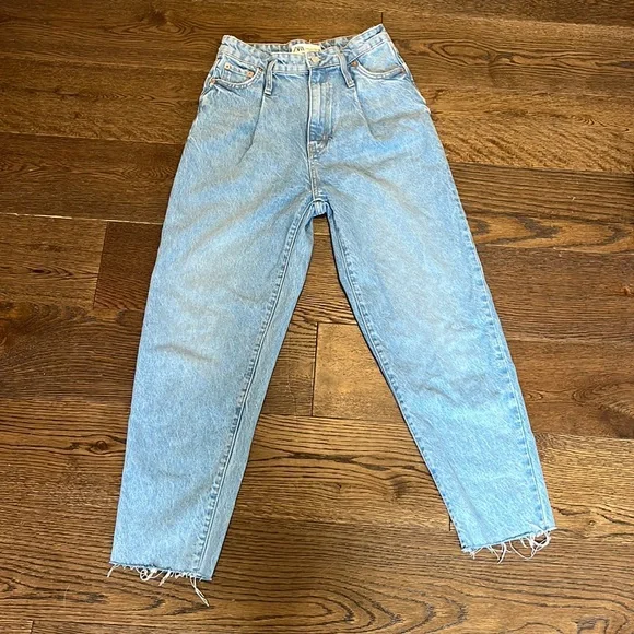 Zara Blue Straight Leg Jeans - Picture 1 of 4